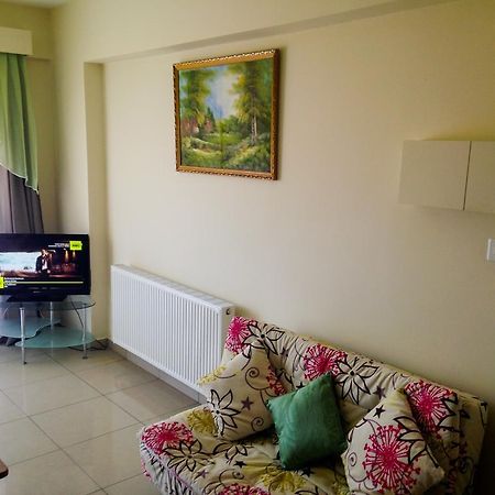 Apartment Nearby Golden Coast Протарас Екстериор снимка
