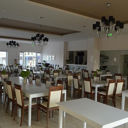 Apartment Nearby Golden Coast Протарас Екстериор снимка