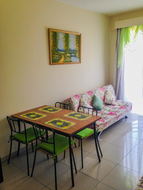 Apartment Nearby Golden Coast Протарас Екстериор снимка