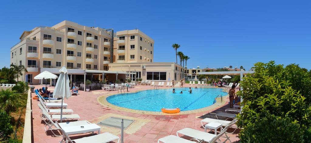 Apartment Nearby Golden Coast Протарас Екстериор снимка